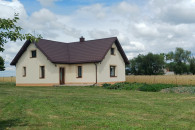 NIERUCHOMOŚĆ NA SPRZEDAŻ - DOM