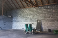 Do wynajęcia mam magazyn 140m2 oraz parking