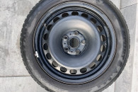Komplet kół z oponami zimowymi VW Golf VII 16``