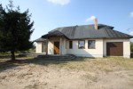 Parterowy dom z poddaszem w gm. Goszczanów